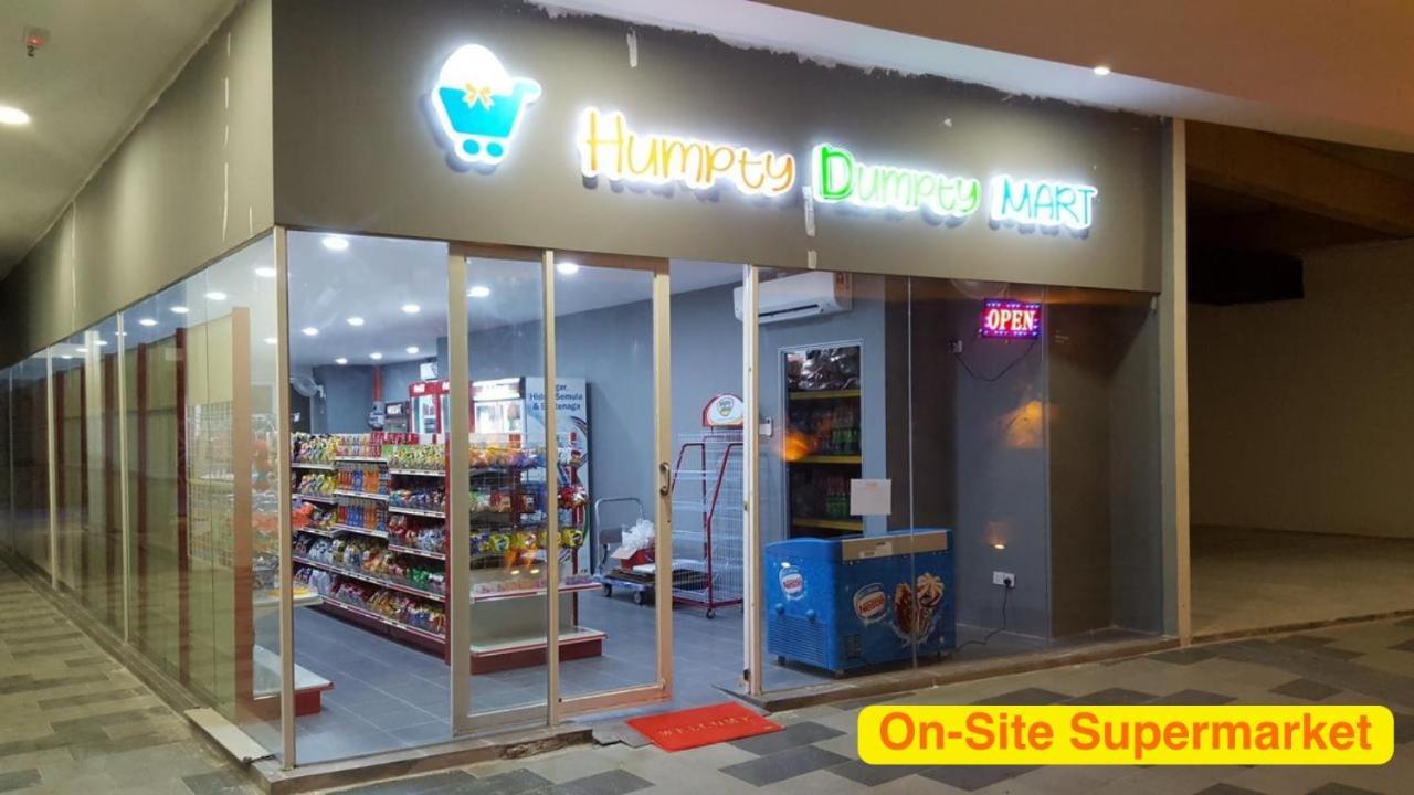 Sinar Rasa Homestay At I-Soho, I-City Shah Alam Exterior foto On-site supermarket