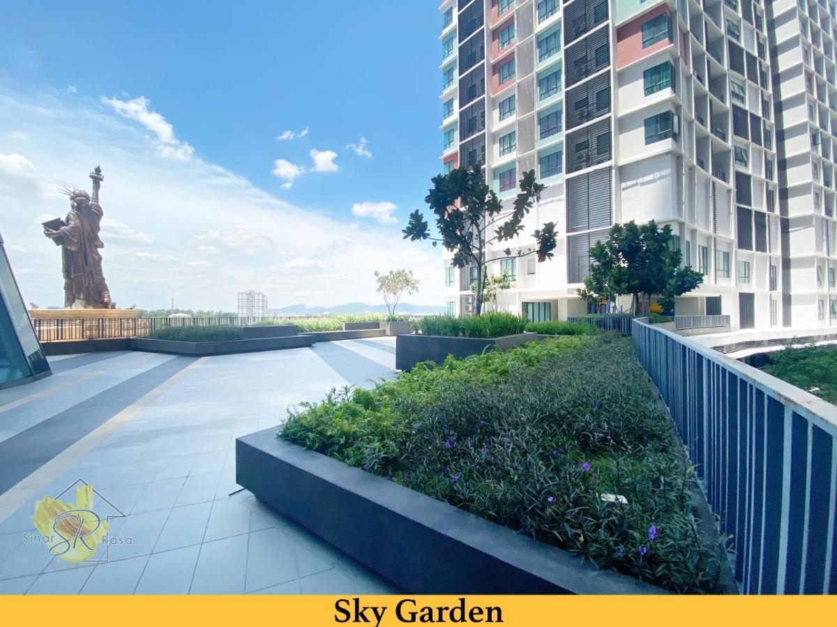 Sinar Rasa Homestay At I-Soho, I-City Shah Alam Exterior foto Sky Garden